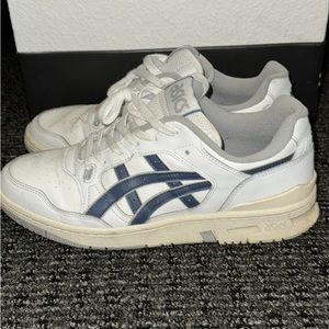 ASICS men’s shoes